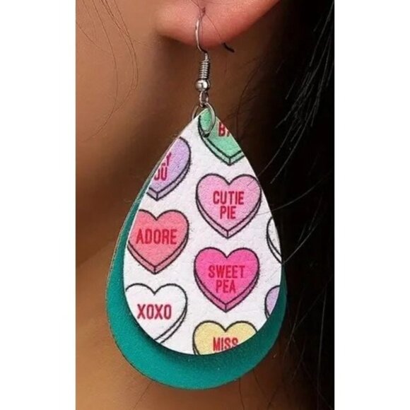 Valentine's Day Be Mine Hook Earrings Elegant - Picture 4 of 4